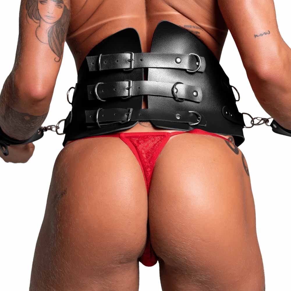 Kit Corset DOMINATRIXXX – Sofisticação, Sedução e Prazer em Um Conjunto Exclusivo
