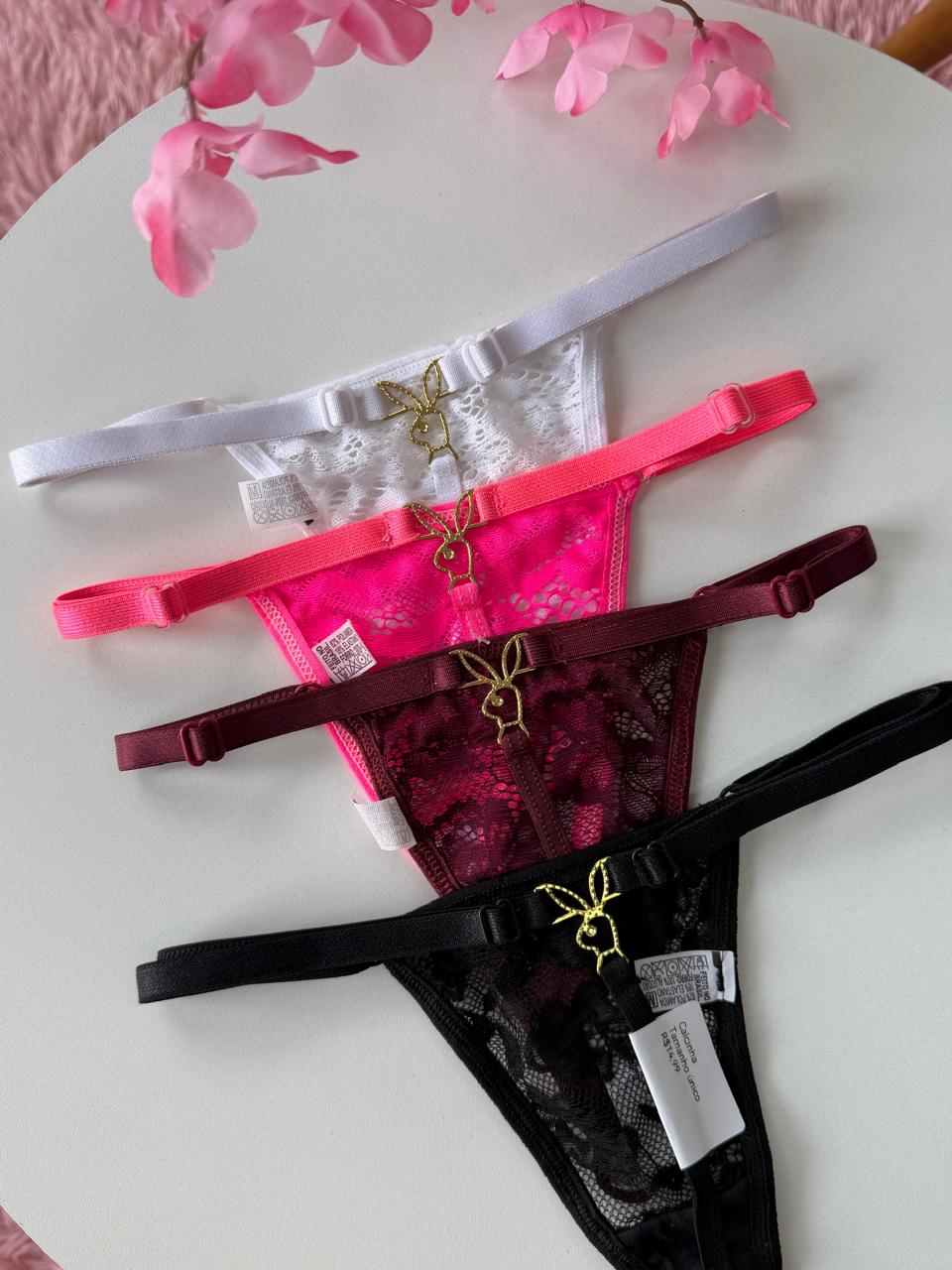 Calcinha Fio com Pingente Play Boy (Tamanho Unico)