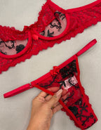 Conjunto Maldivas Vermelho com Preto