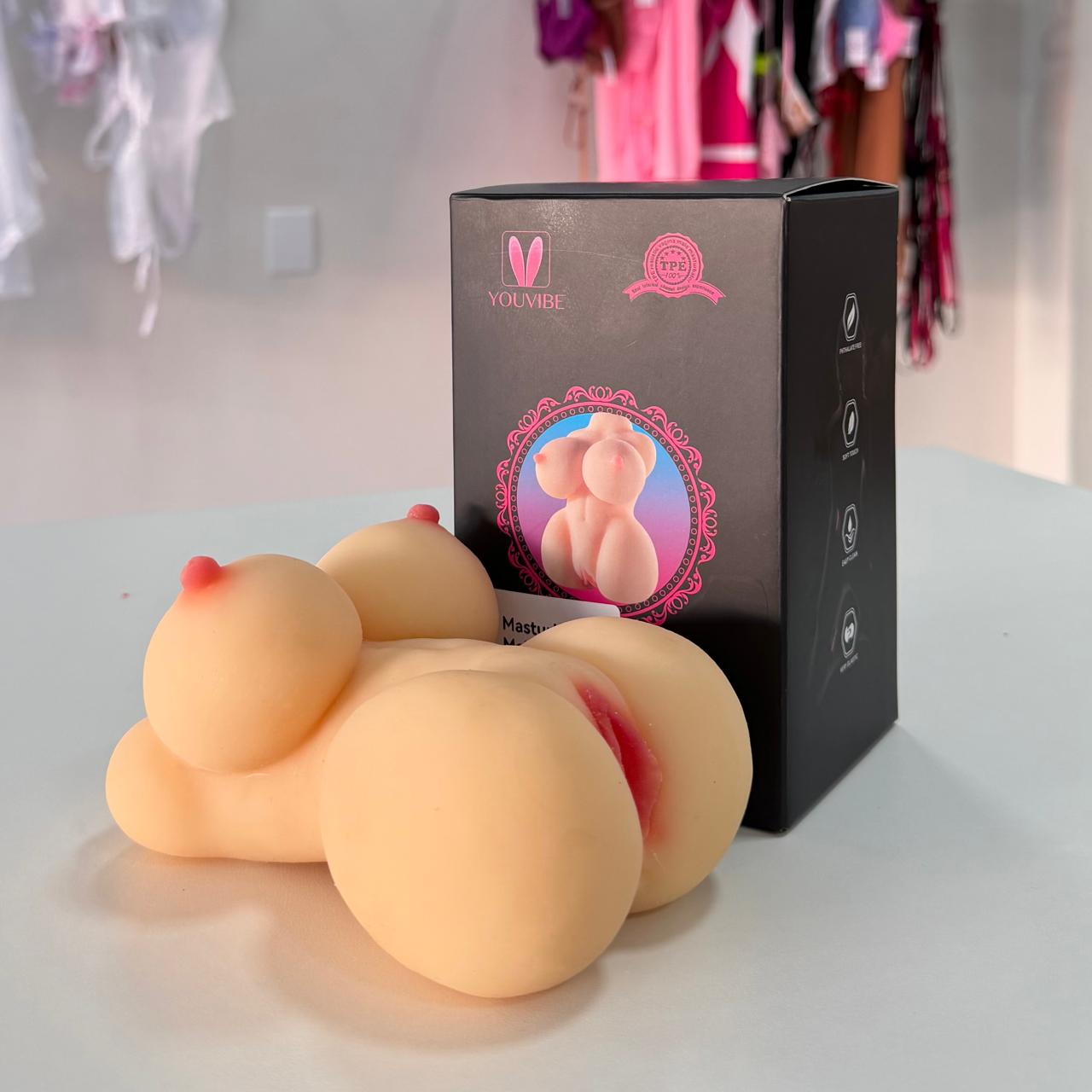 Masturbador Meio Corpo E Vagina